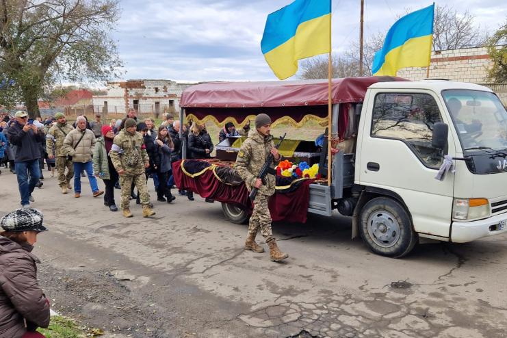 Сьогодні йому б виповнилось 32: на Одещині попрощались з Едуардом Пельтеком