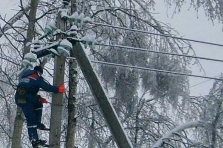 Негода знову суне на Одещину: енергетики переведені у посилений режим роботи 