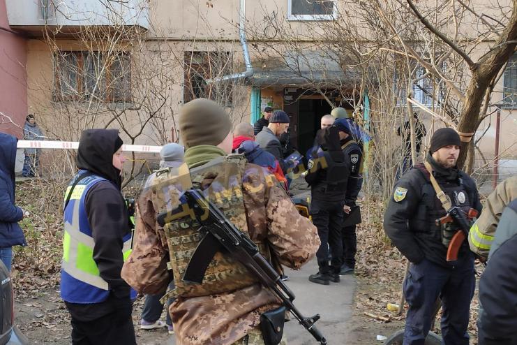 Військовий з Одещини намагався вкоротити собі віку та тримав у заручниках жінку з дитиною