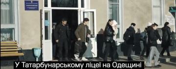 United24 збирає на будівництво укриттів у двох школах півдня Одещини: виграйте автентичну різдвяну зірку