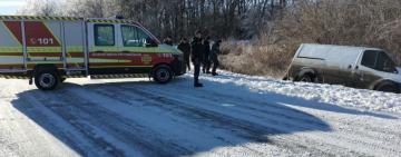 «У полоні негоди»: рятувальники Одещини продовжують визволяти людей зі снігових пасток