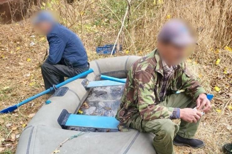 Збитків на понад мільйон гривень: поліцейські Одещини відправили на лаву підсудних двох браконьєрів