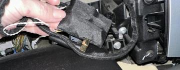 Одеська журналістка повідомила, що в її авто встановили «прослушку»