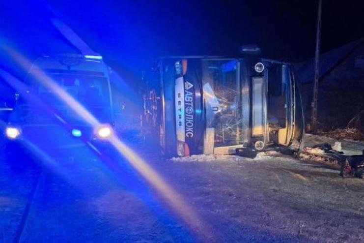 У ПОЛЬЩІ ПЕРЕКИНУВСЯ АВТОБУС З УКРАЇНЦЯМИ – ДЕСЯТКИ ЛЮДЕЙ ПОСТРАЖДАЛИ 