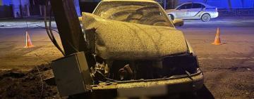 На Одещині водій без прав протаранив стовп і почав тікати: п’яненького автомобіліста затримано