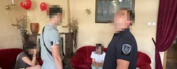 «Кришував бордель»: одеський правоохоронець та сім учасників банди постануть перед судом