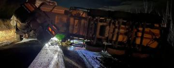 Вночі на трасі Одеса – Рені перекинулася вантажівка