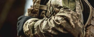 В одеській військовій частині військовому через вибух невідомого пристрою відірвало частину руки