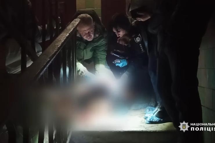 Вбивство в одеському гуртожитку: поліцейські оперативно затримали містянина, який завдав смертельні ушкодження знайомому