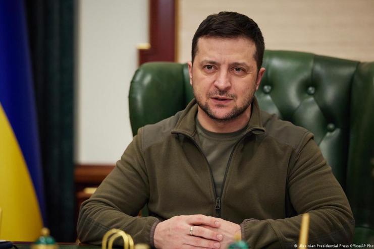 У травні 2024 року спливають пʼять років президентства Зеленського. Кажуть, що він утратить легітимність. Це правда? 