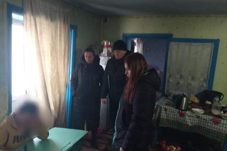 Служба у справах дітей Арцизької міської ради та директор КУ "Центр надання соціальних послуг" відвідали Прямобалківський старостат
