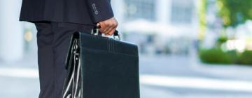 Кількість держслужбовців, яких зможуть бронювати держоргани, обмежать наполовину – Комітет схвалив положення