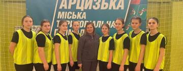 В Арцизькій громаді пройшли змагання проєкту "Пліч-о-пліч" з волейболу