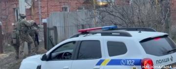 Мешканець Одещини підірвав гранату під біля дверей знайомого: поліція провела спецоперацію із затримання правопорушника