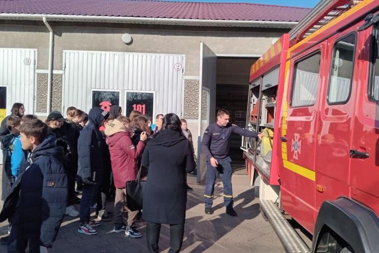 В Арцизі для дітей вогнеборці влаштували екскурсію