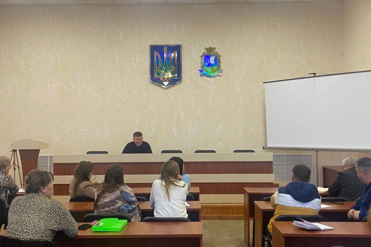 «Гаряча лінія» для мешканців Арцизької громади: не тільки реагувати, а й звітувати