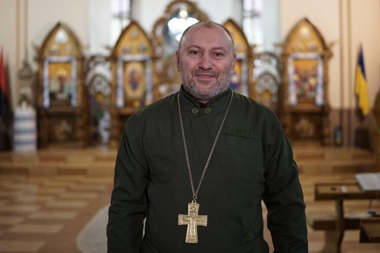 Священник з Буковини заборгував 900 тис. грн, збираючи на дрони захисникам