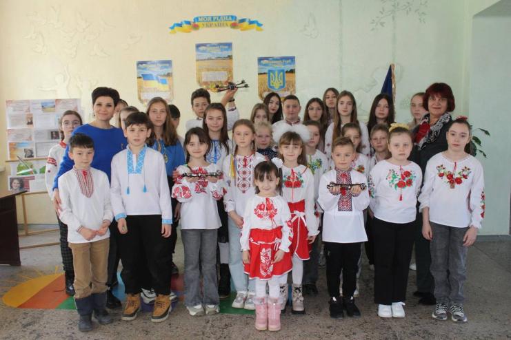 Школярі Бессарабії купили три дрони для захисників