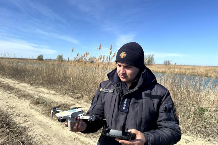 Рятувальники Кілії використовують дрони, щоб моніторити пожежну ситуацію в екосистемах