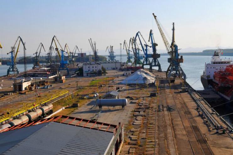Фонд держмайна оголосив аукціони на склади в порту на Дунаї