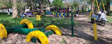Арциз: толока на дитячому майданчику об’єднала чимало людей