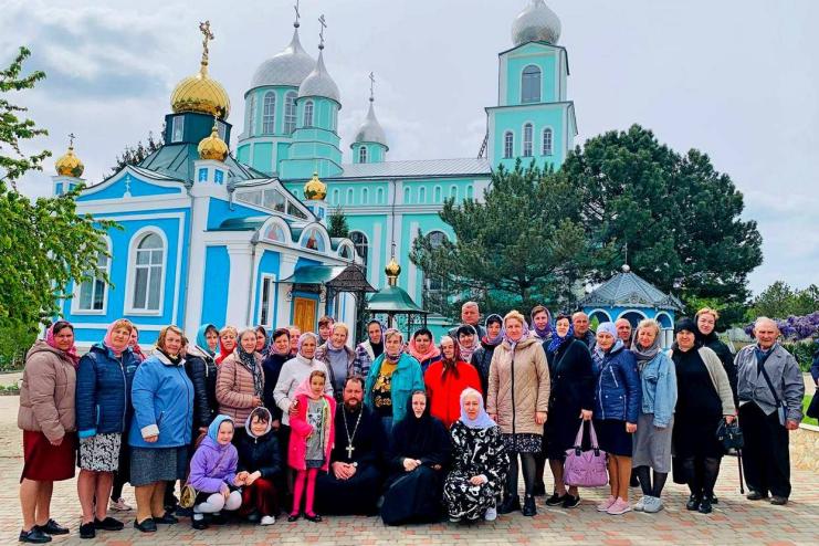 Паломники з Тарутинщини відвідали Олександрівський монастир