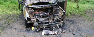 Один підпалив, інший – зняв відео: в Одесі підліток спалив авто коктейлем Молотова