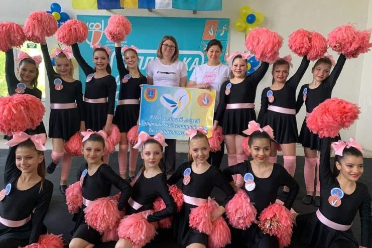 "Володарки ритму" з Тарутинщини посіли перше місце в районих змаганнях з черлідингу