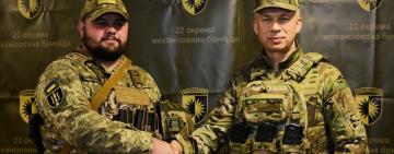 Мінометнику Ковальському з Тарутиного Головком ЗСУ Сирський вручив «Золотий тризуб»