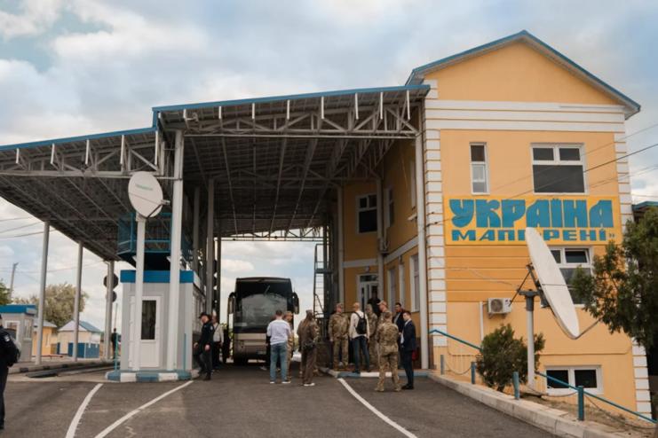 Через Рені будуть пропускати вдвічі більше вантажівок