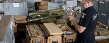 Поліцейські передали ЗСУ 3 500 одиниць арештованих комплектуючих до військової техніки вартістю 13 мільйонів гривень