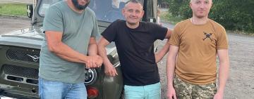 Саратська громада відправила автівку захисникам України