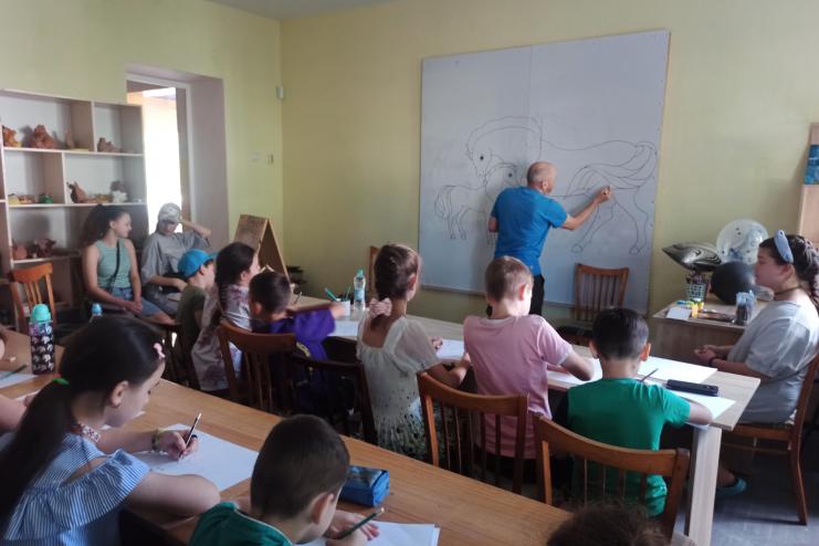 Майстер-клас від талановитого художника в Арцизькій бібліотеці