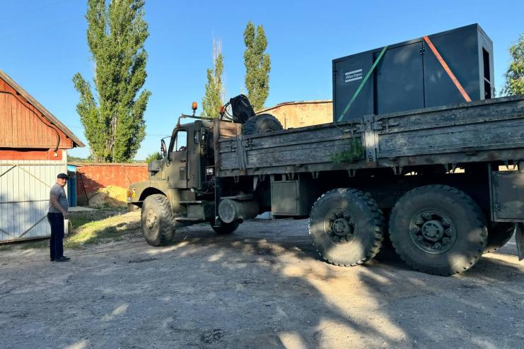 Тарутинська лікарня отримала сучасний та потужний генератор від благодійників