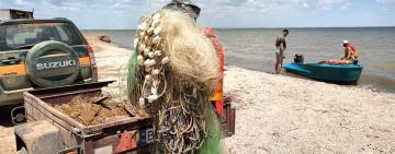 Зачистка заповідних акваторій від браконьєрського сміття 