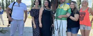 Кінь з Арцижчини дебютував у київських перегонах і увійшов до трійки лідерів