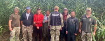 Операція прикордонників на озері Сасик: затримано браконьєрів із рекордним уловом