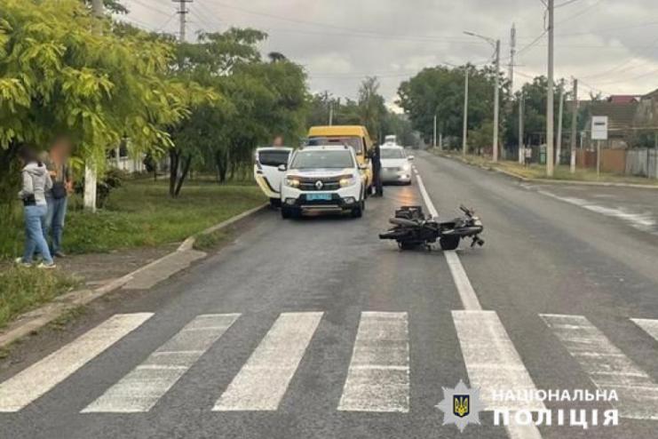   Автопригода в Ізмаїльському районі: водійка «Nissan» зіткнулася з мотоциклом