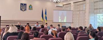 Арцизький міський голова обговорив із родинами військових нові проєкти підтримки та вшанування пам’яті Героїв