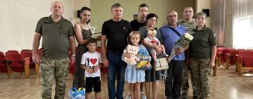 На Одещині родинам загиблих героїв-прикордонників вручили ордени «За мужність» III ступеня