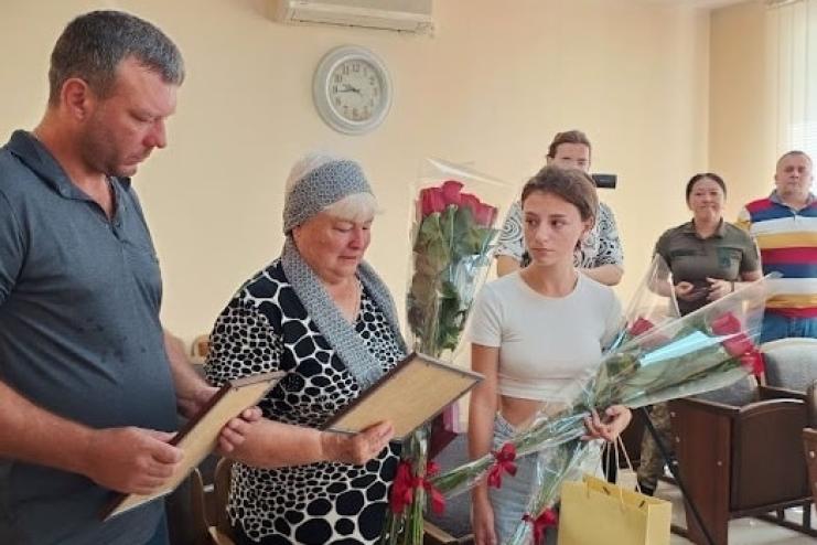 Родині загиблого прикордонника Володимира Гончарова вручили посмертні нагороди 