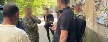 Посадовець РТЦК Одещини заробив мільйон доларів на коригуванні даних чоловіків в системі «Оберіг»