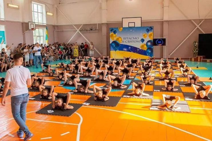 Школярки з Одеської області встановили світовий рекорд