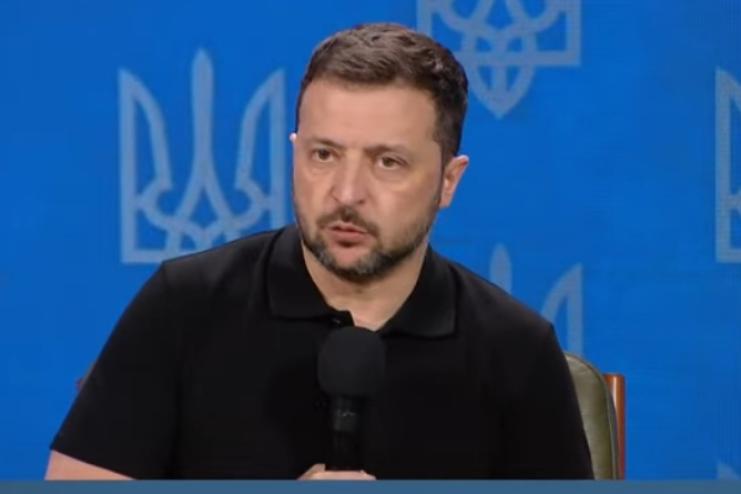 "Це початок": Зеленський заявив, що на фронті вперше почалися ротації