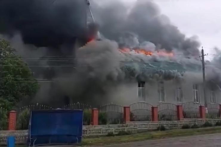 Блискавка знищила церкву в селі Прямобалка – ЗМІ