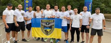 Одеські поліцейські долучилися до патріотичної акції «Шаную воїнів, біжу за Героїв України»