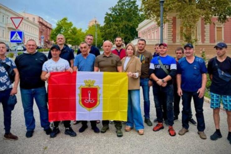 Одеські комунальники будуватимуть фортифікаційні споруди на Донеччині