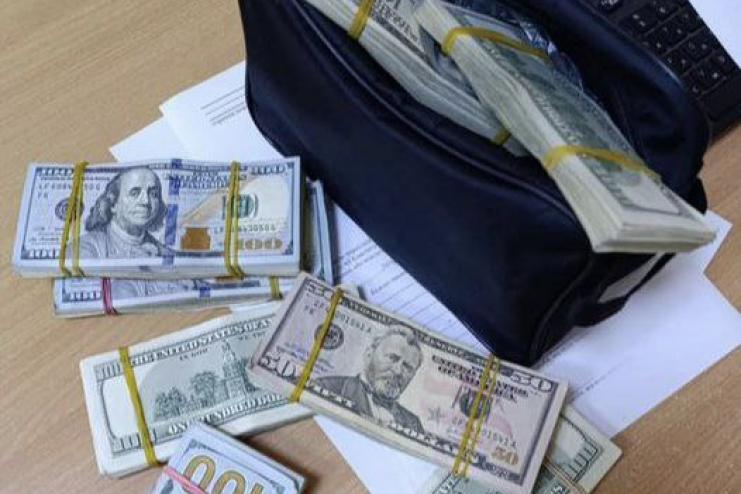 Через пункт пропуску на Одещині в автобусі намагались вивезти з країни 118 тис дол