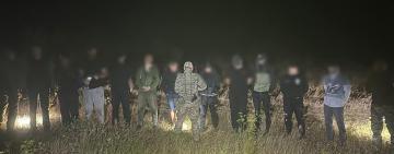 На Одещині прикордонники затримали 12 чоловіків, які намагалися незаконно перетнути кордон