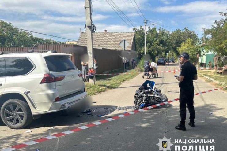 В місті Рені під колесами автомобіля загинув мотоцикліст
